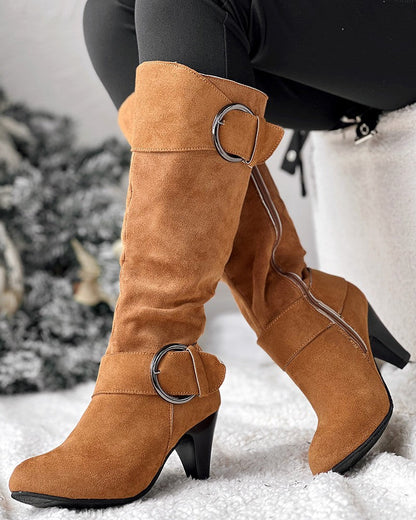 Bottes de soutien élégantes et détaillées