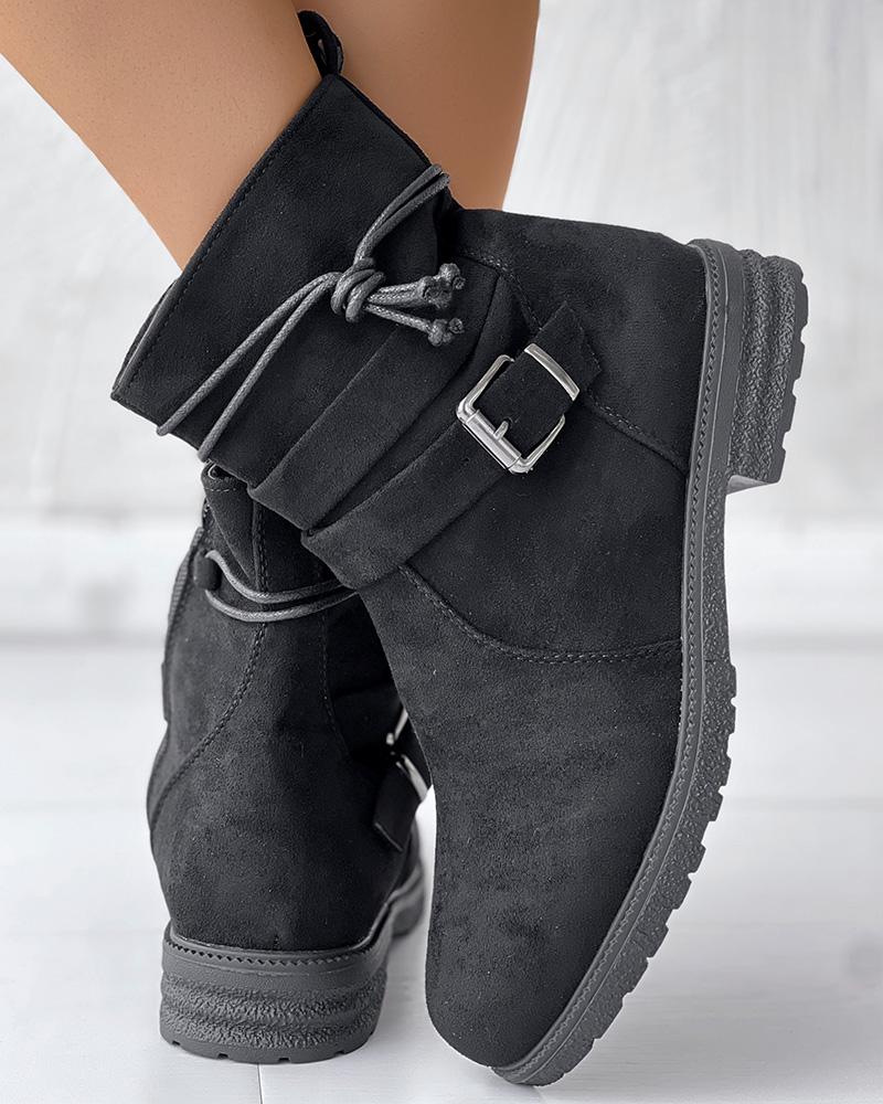 Bottes de soutien élégantes et détaillées