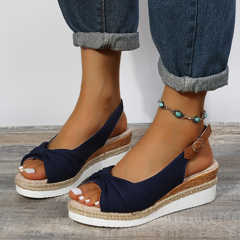 Espadrilles et sandales à semelles compensées pour femmes