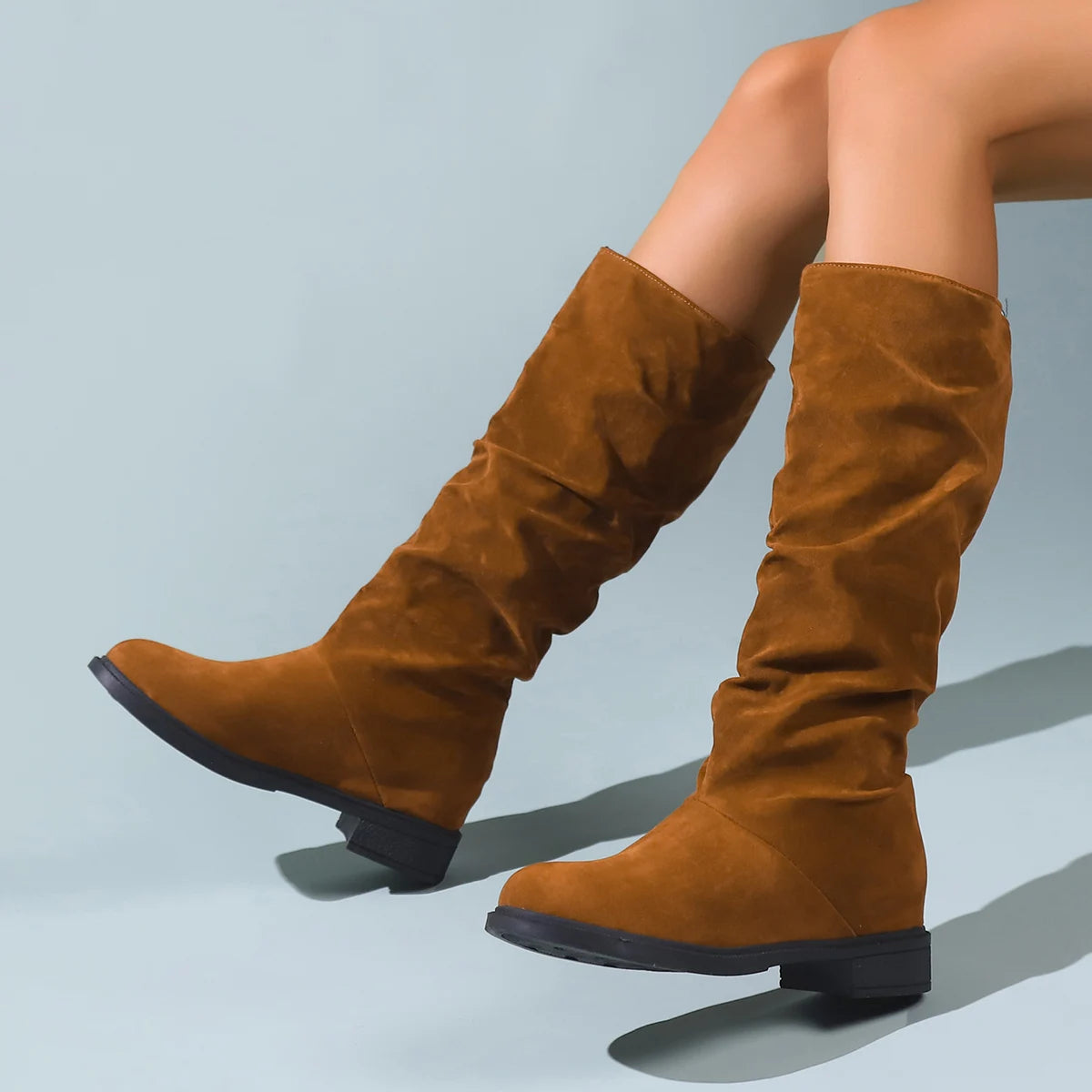 Bottes de soutien élégantes et détaillées