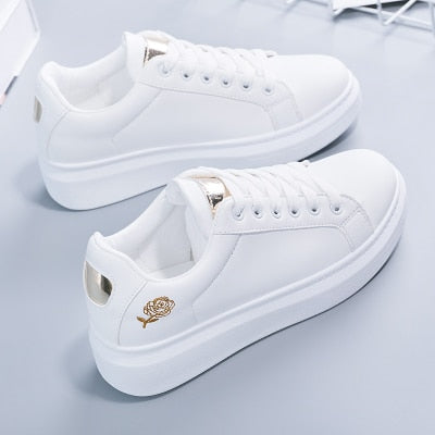 White Low Top Shoes Rose Embroidery