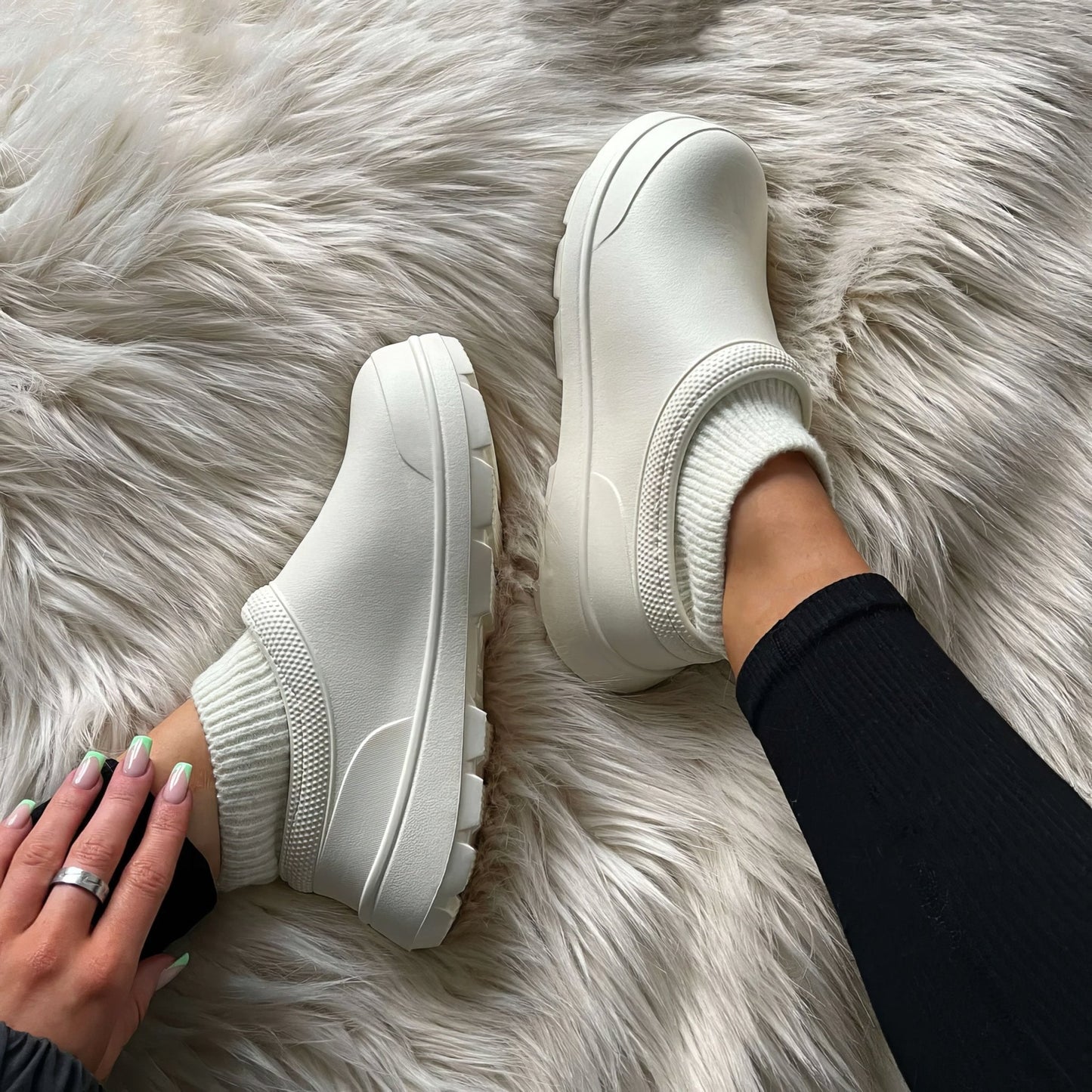 MInimalist Slip On Warm Clogs (sabots chauds)